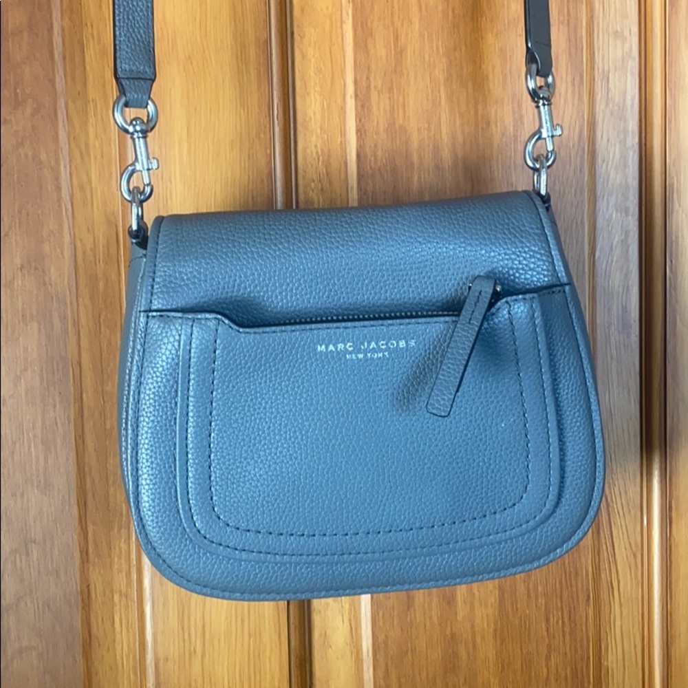 🌟 Mini Empire City Leather Messenger Bag 🌟